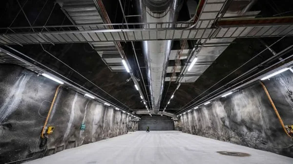 The Silent Giant of the Energy Transition: Finland’s 100,000-Year Solution to Nuclear Waste - Graphic Illustration 1